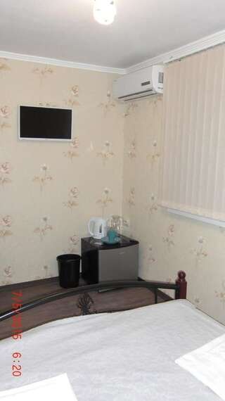 Гостевой дом Алистера Сухум Двухместный номер с 1 кроватью-6